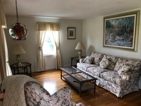68 Chiswick Rd, Warwick, RI 02889 photo 3