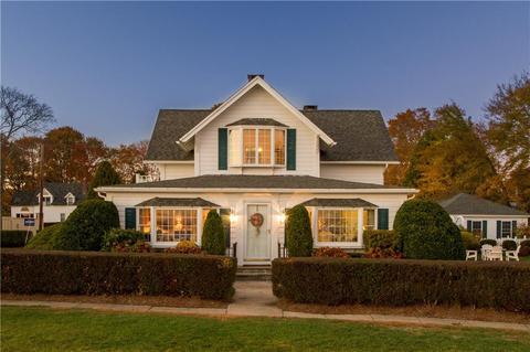 88 Cooper Ave, Warwick, RI 02886 photo 4