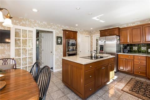 88 Cooper Ave, Warwick, RI 02886 photo 14