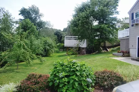 76 Sycamore St, Woonsocket, RI 02895 photo 7