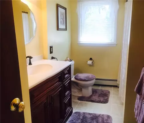 76 Sycamore St, Woonsocket, RI 02895 photo 10