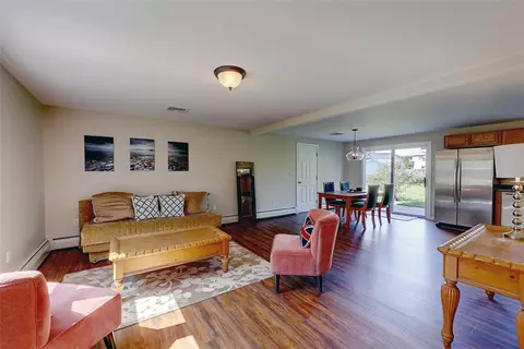 55 Chiswick Rd, Warwick, RI 02889 photo 3