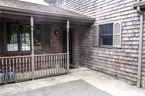 43 Pershing Ave, Tiverton, RI 02878 photo 2