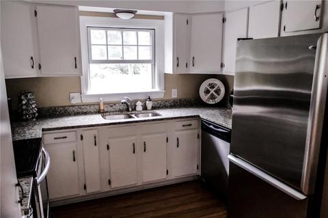 43 Pershing Ave, Tiverton, RI 02878 photo 9