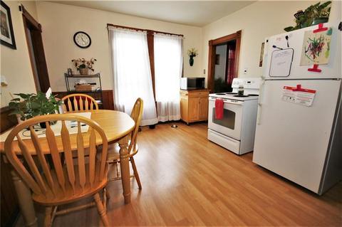123 Snow St, Woonsocket, RI 02895 photo 2