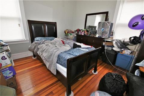 123 Snow St, Woonsocket, RI 02895 photo 5
