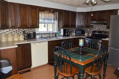 147 Beacon Ave, Woonsocket, RI 02895 photo 7