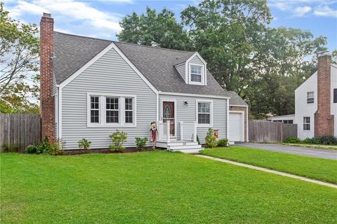 58 Massasoit Dr, Warwick, RI 02888 photo 17