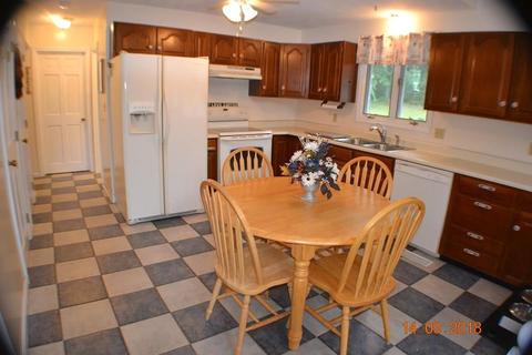 215 Maureen Cir, Burrillville, RI 02839 photo 8