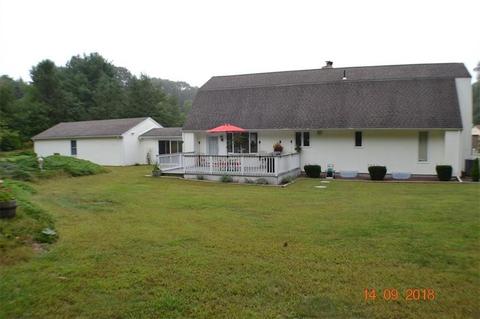 215 Maureen Cir, Burrillville, RI 02839 photo 4