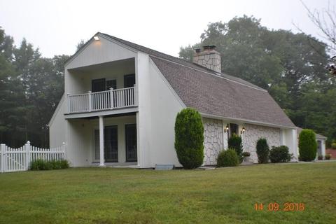 215 Maureen Cir, Burrillville, RI 02839 photo 7