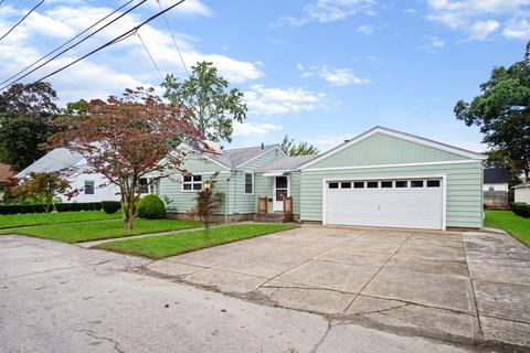 40 Newfield Ave, Warwick, RI 02888 photo 3