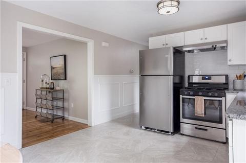 145 Custer St, Warwick, RI 02889 photo 9
