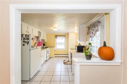 91 Symonds Ave, Warwick, RI 02889 photo 12