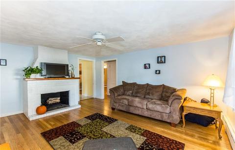 91 Symonds Ave, Warwick, RI 02889 photo 2