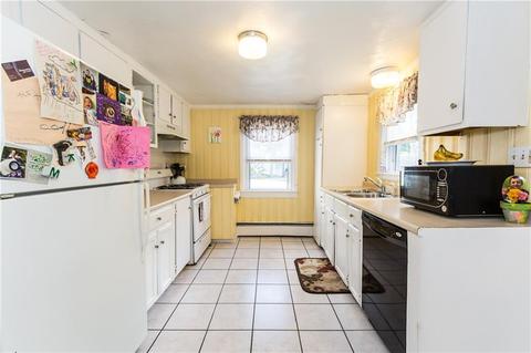 91 Symonds Ave, Warwick, RI 02889 photo 7