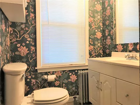 66 Colonial Ave, Warwick, RI 02886 photo 12