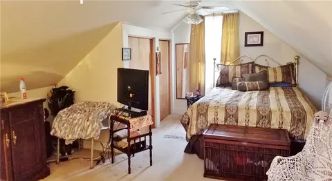 2 Forrest St, Warwick, RI 02889 photo 10