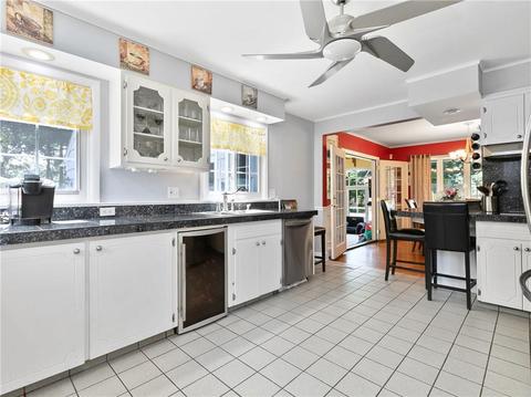 20 Long Ln, Warren, RI 02885 photo 4