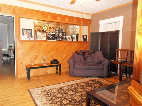 84 Park Pl, Woonsocket, RI 02895 photo 5