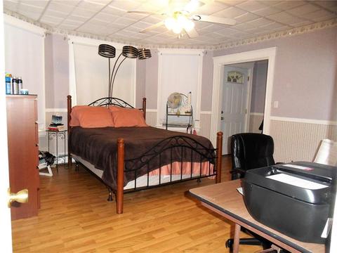84 Park Pl, Woonsocket, RI 02895 photo 14