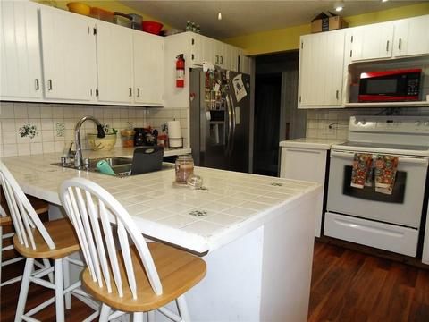 84 Park Pl, Woonsocket, RI 02895 photo 7