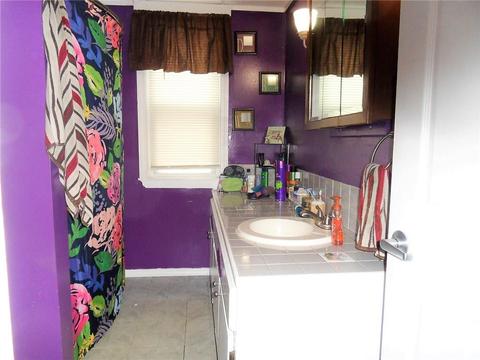 84 Park Pl, Woonsocket, RI 02895 photo 21