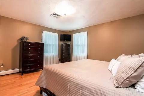 34 Castleton Dr, Cranston, RI 02921 photo 27
