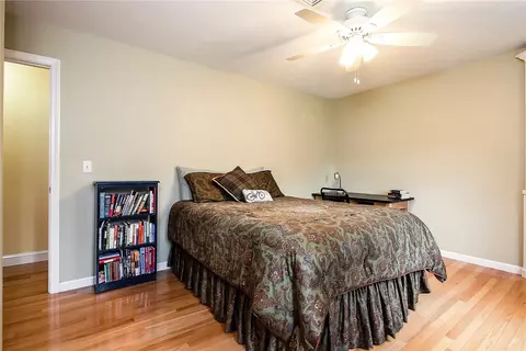 34 Castleton Dr, Cranston, RI 02921 photo 34
