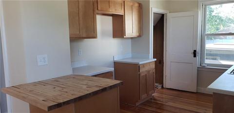 1975 Warwick Ave, Warwick, RI 02889 photo 2