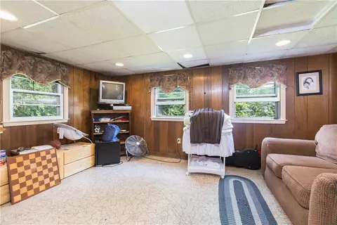 11 Nancy St, Coventry, RI 02816 photo 12