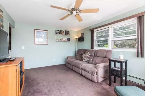 11 Nancy St, Coventry, RI 02816 photo 3