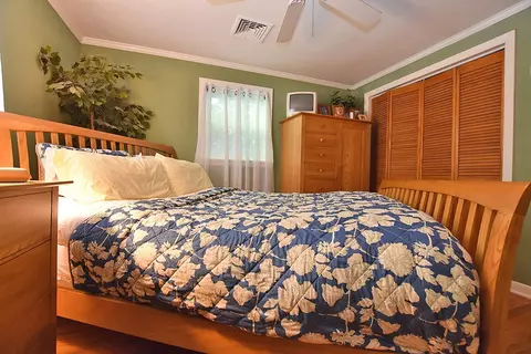 296 Hunt Ave, Warwick, RI 02886 photo 16