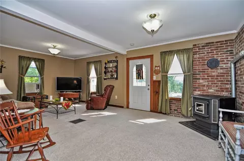 143 Joffre Ave, Woonsocket, RI 02895 photo 20