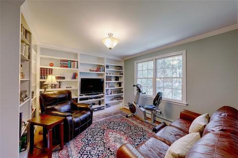 29 Smith St, Bristol, RI 02809 photo 21