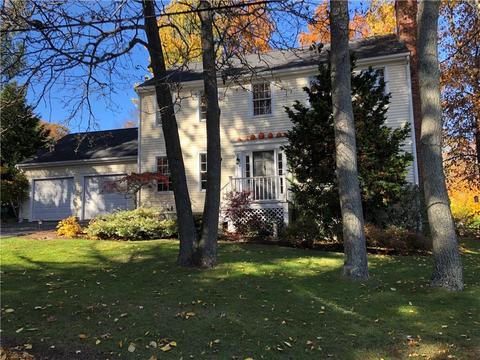 29 Smith St, Bristol, RI 02809 photo 2