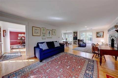 29 Smith St, Bristol, RI 02809 photo 7