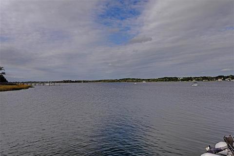 29 Smith St, Bristol, RI 02809 photo 35