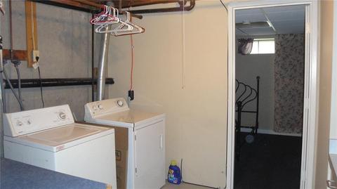 281 Chestnut St, Warwick, RI 02888 photo 32