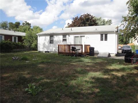 281 Chestnut St, Warwick, RI 02888 photo 3