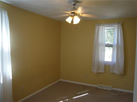 281 Chestnut St, Warwick, RI 02888 photo 17