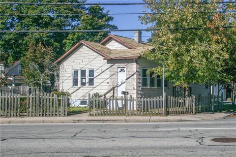 651 Post Rd, Warwick, RI 02888 photo 2