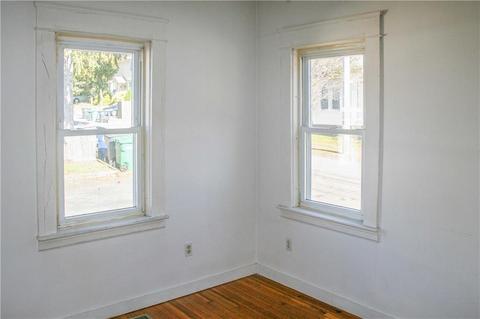 651 Post Rd, Warwick, RI 02888 photo 9