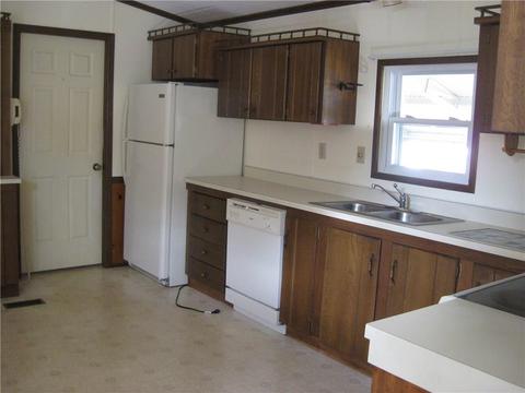 11 Five Elms Cir, Coventry, RI 02816 photo 8