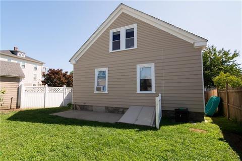 342 Mowry St, Woonsocket, RI 02895 photo 5