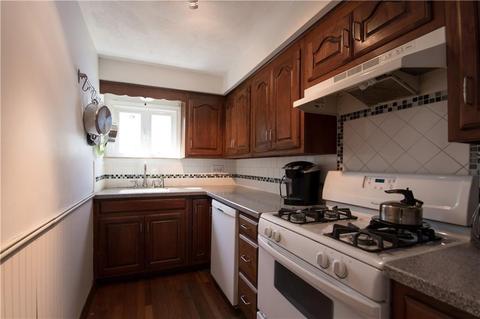342 Mowry St, Woonsocket, RI 02895 photo 9