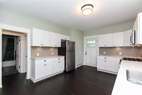 95 Beacon Ave, Woonsocket, RI 02895 photo 11