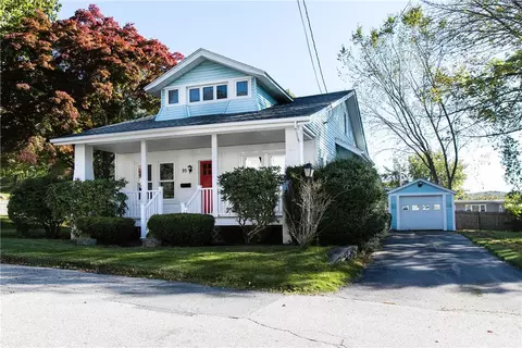 95 Beacon Ave, Woonsocket, RI 02895 photo 1
