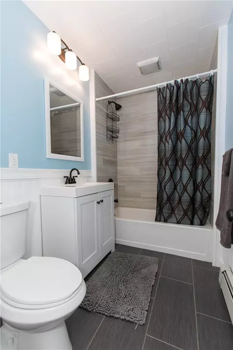 95 Beacon Ave, Woonsocket, RI 02895 photo 19