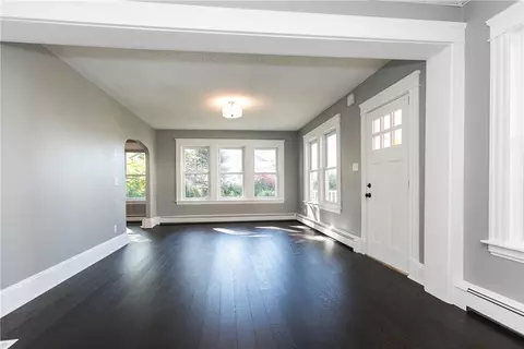 95 Beacon Ave, Woonsocket, RI 02895 photo 18